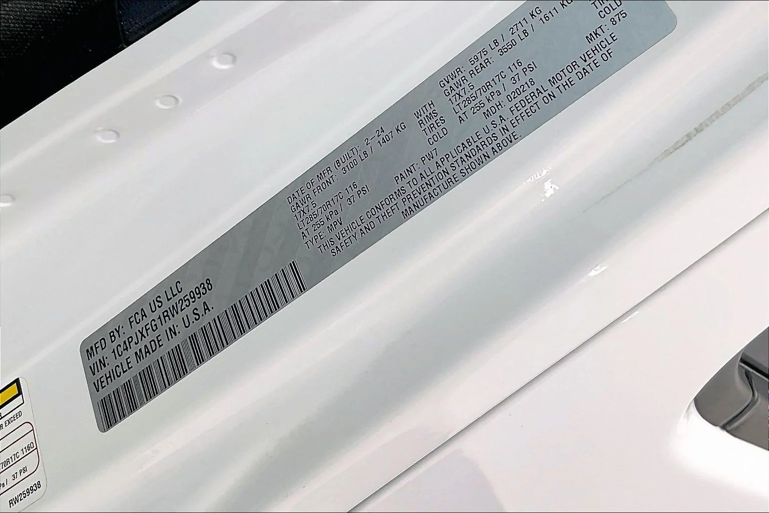 Used 2024 Bright White Clearcoat Jeep Rubicon image 35