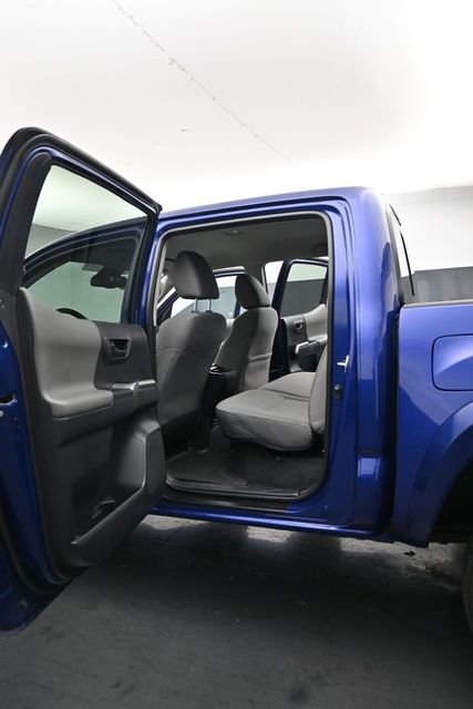 Used 2023 Blue Toyota SR5 image 12