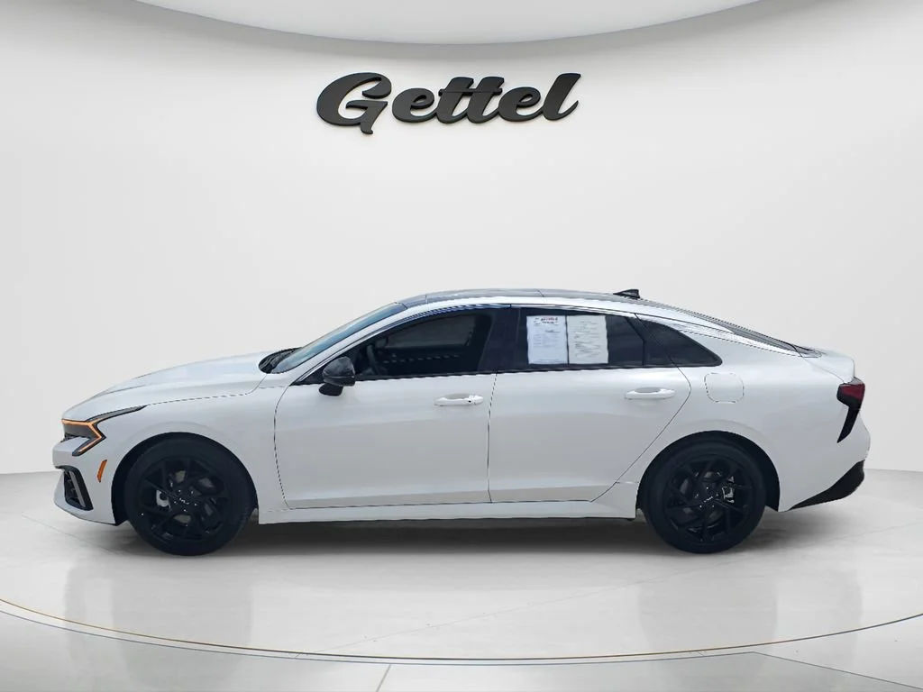 Used 2026 White Kia GT-Line FWD image 8