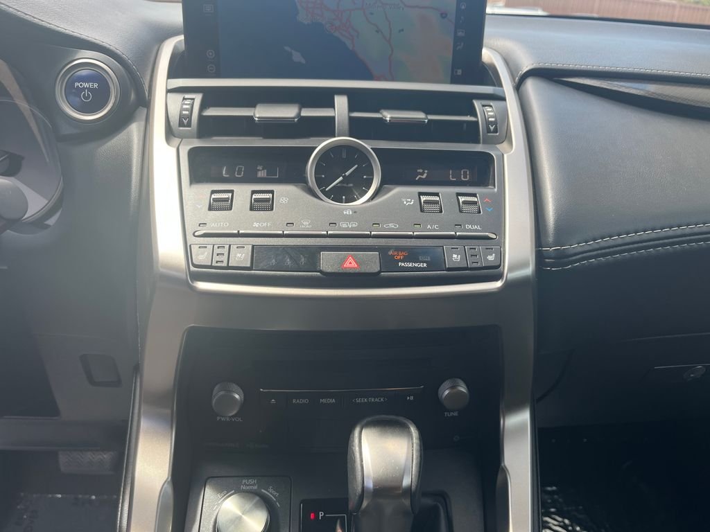 Used 2019 Black Lexus 300h image 17