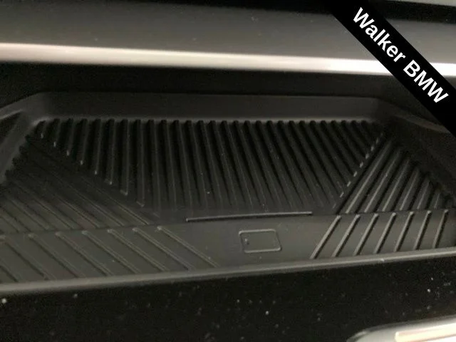 New 2024 Carbon Black Metallic BMW xDrive60 image 16