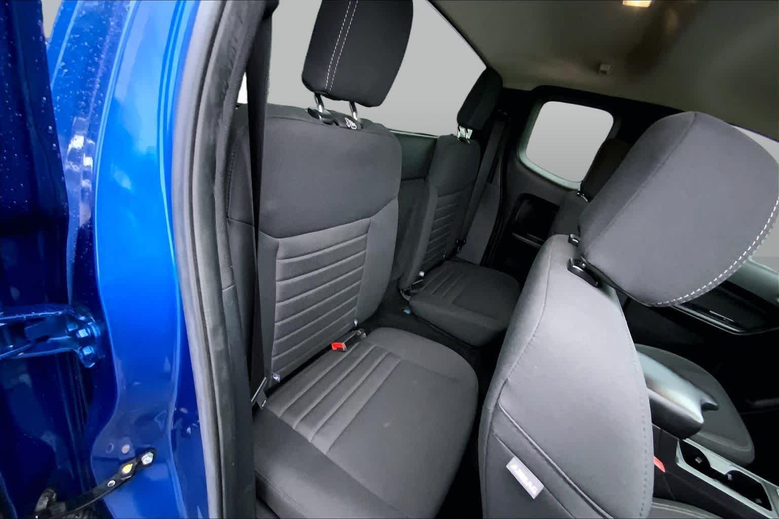 Used 2020 Lightning Blue Metallic Ford XLT image 17