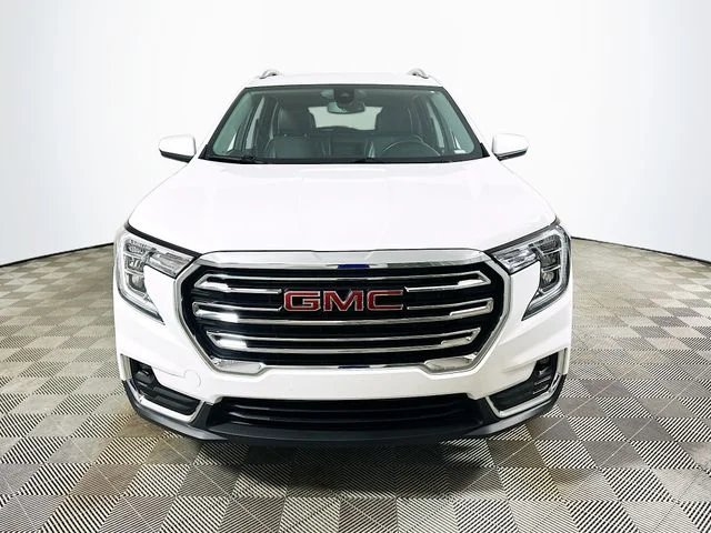 Certified Pre-Owned 2024 GMC Terrain SLT