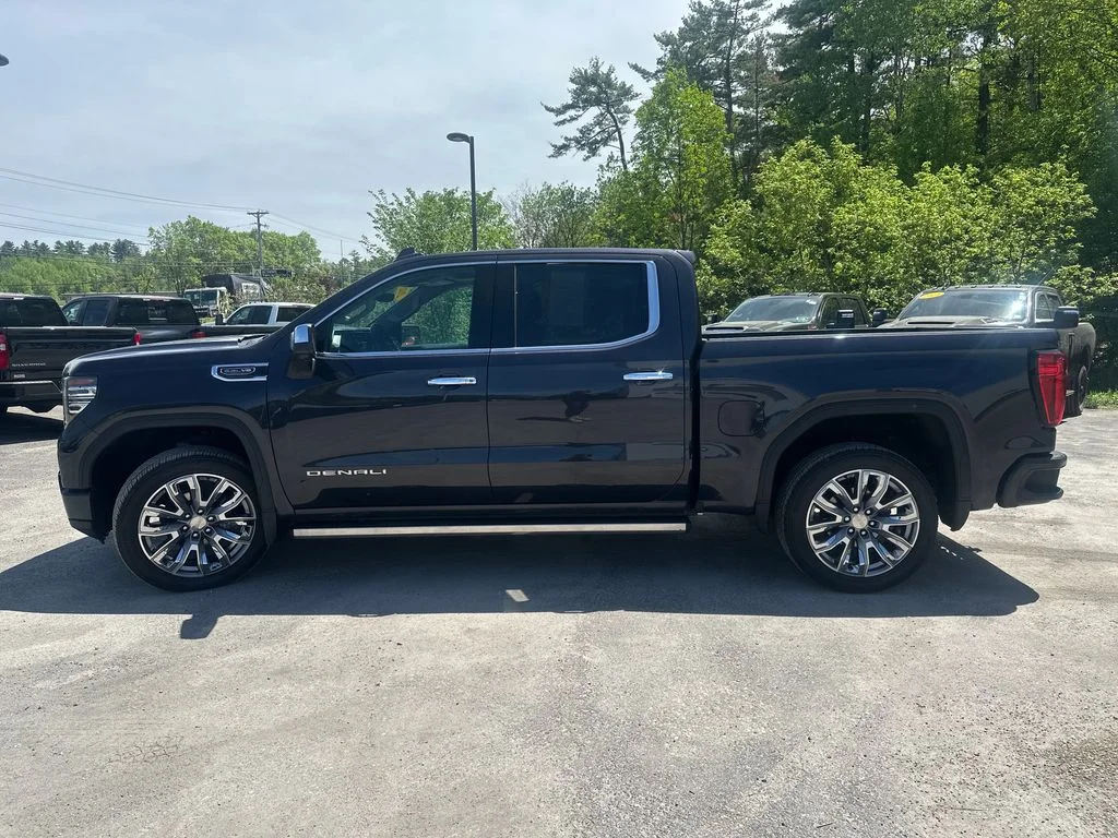 Used 2024 Silver GMC Denali image 2