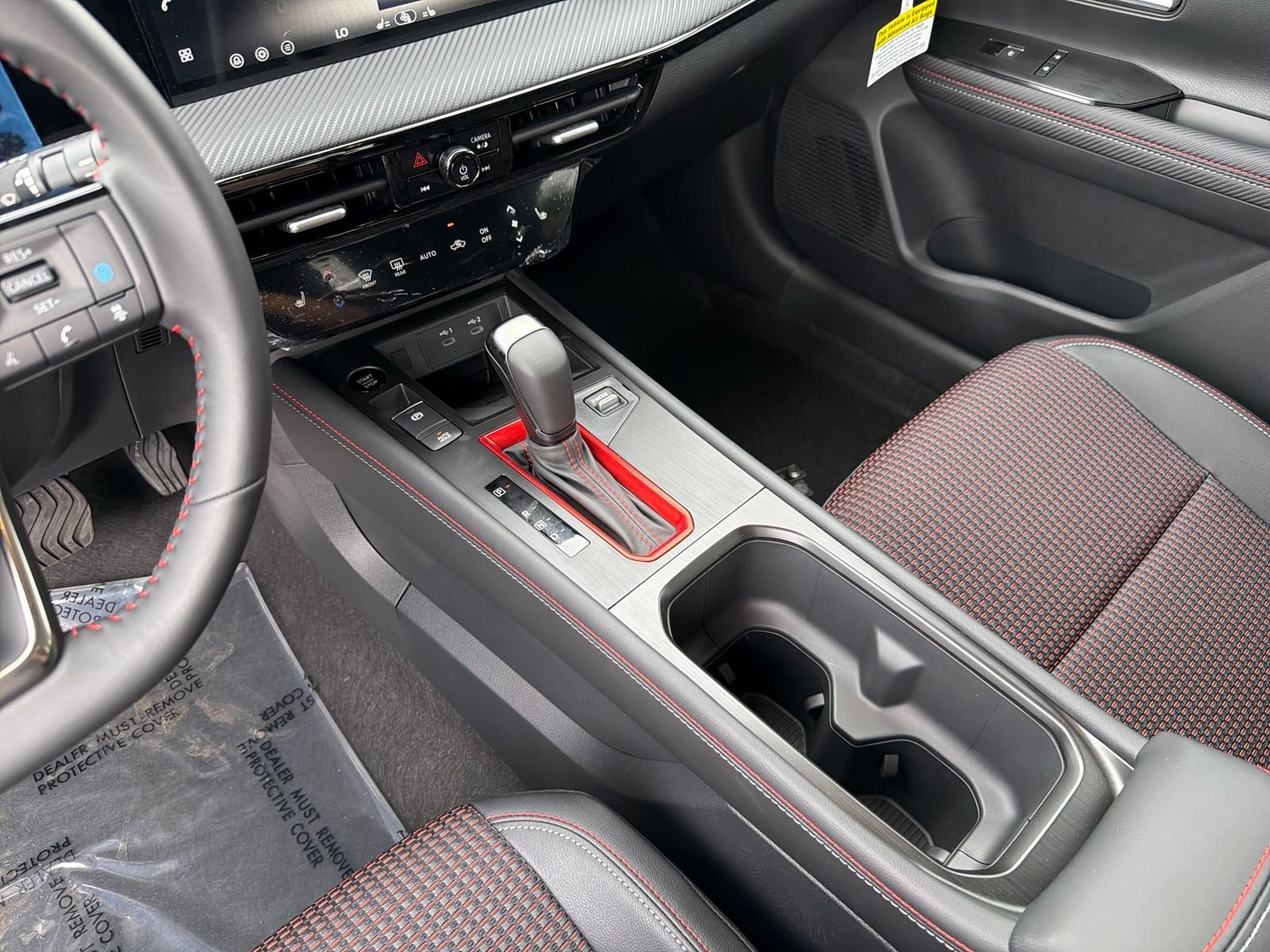 New 2026 Nissan Kicks SR 4D Sport Utility