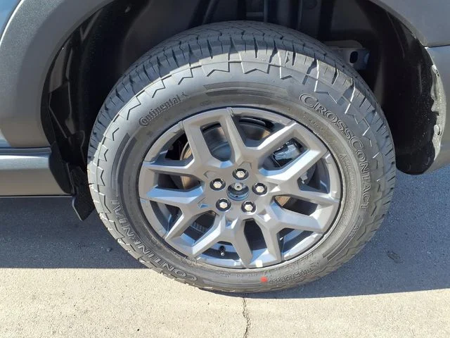 New 2026 Azure Gray Metallic Tri-Coat Ford Big Bend image 5