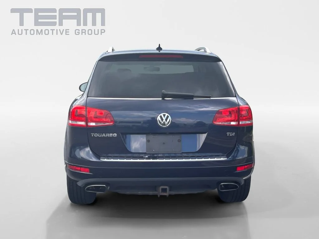 Used 2013 Black Volkswagen V6 TDI image 6