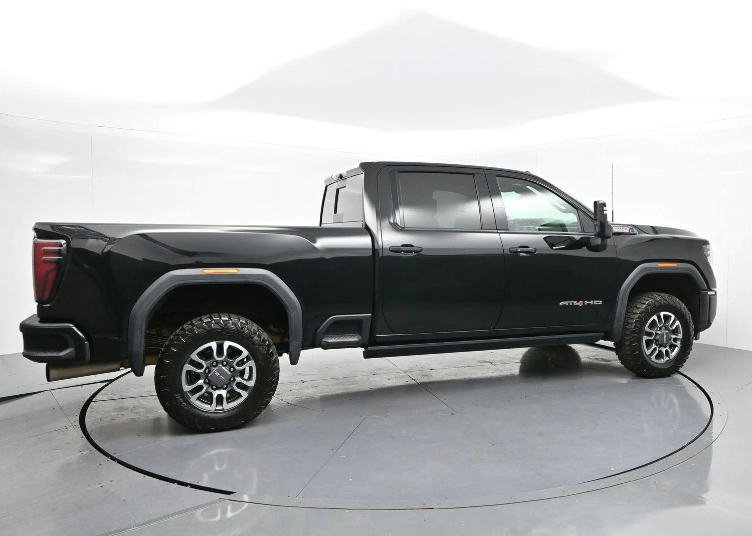 Used 2024 Onyx Black GMC AT4 image 8