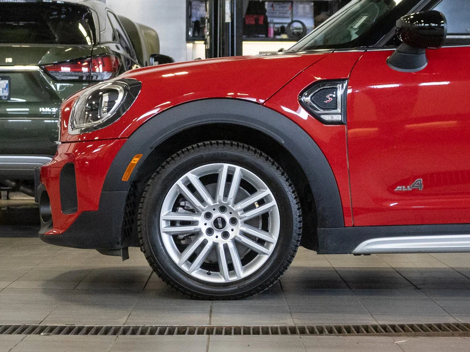 Used 2024 851-Chili Red MINI Cooper S image 16