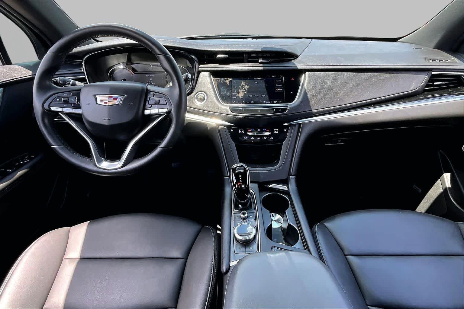 Used 2021 Stellar Black Metallic Cadillac Luxury image 16
