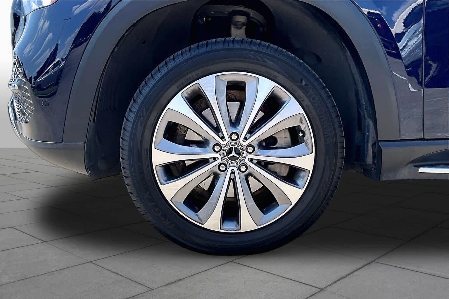 Used 2020 Lunar Blue Metallic Mercedes-Benz GLE 350 image 9