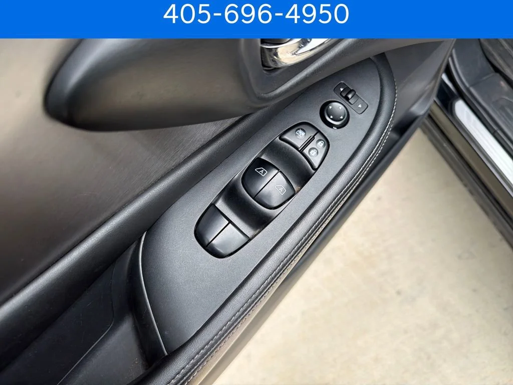 Pre-Owned 2020 Nissan Murano SV