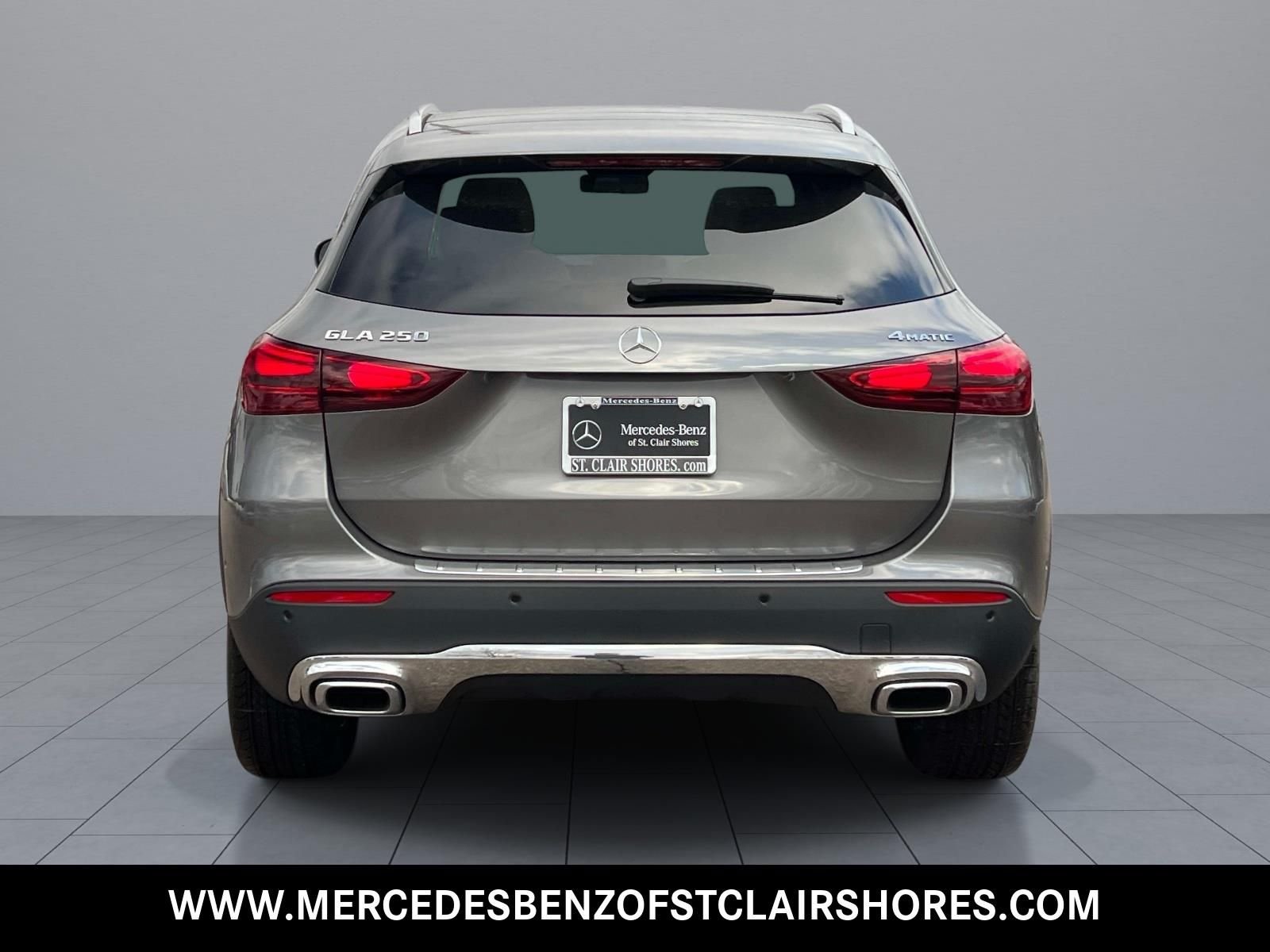 New 2026 Mountain Grey Metallic Mercedes-Benz GLA 250 image 5