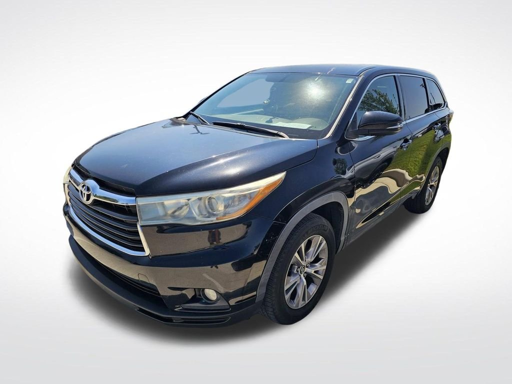 Used 2016 Black Toyota LE Plus V6 image 9