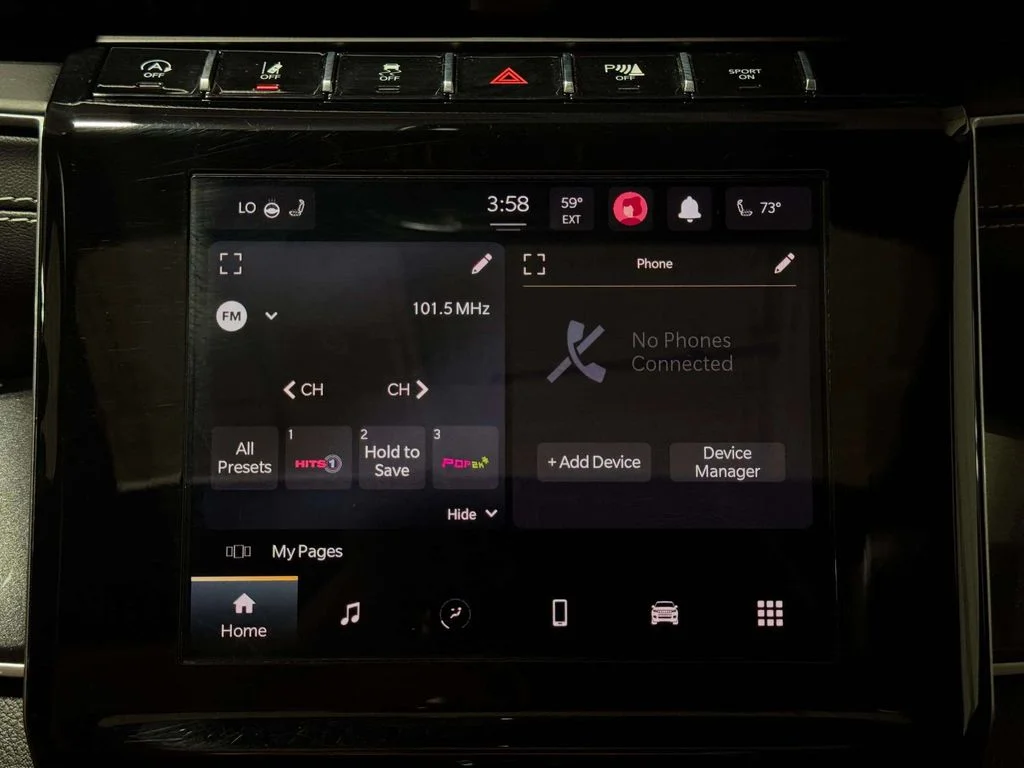 Used 2023 Black Jeep Altitude image 13