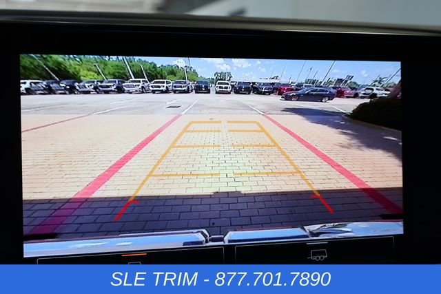 New 2026 Summit White GMC SLE image 27