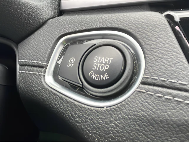 Used 2022 Black BMW xDrive28i image 29