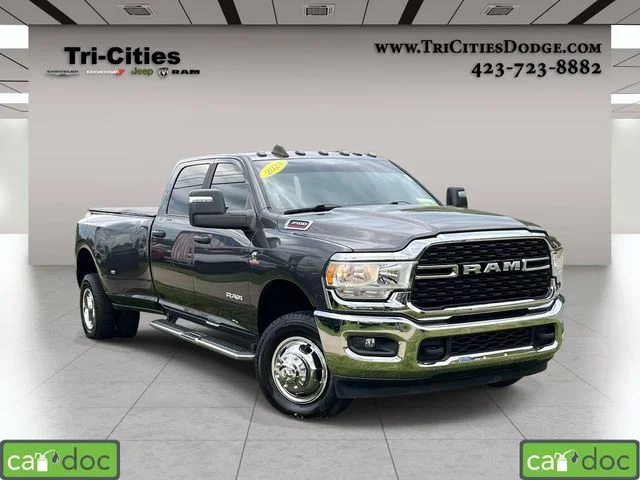 2024 RAM 3500 Big Horn 4X4 Crew Cab LWB's photo