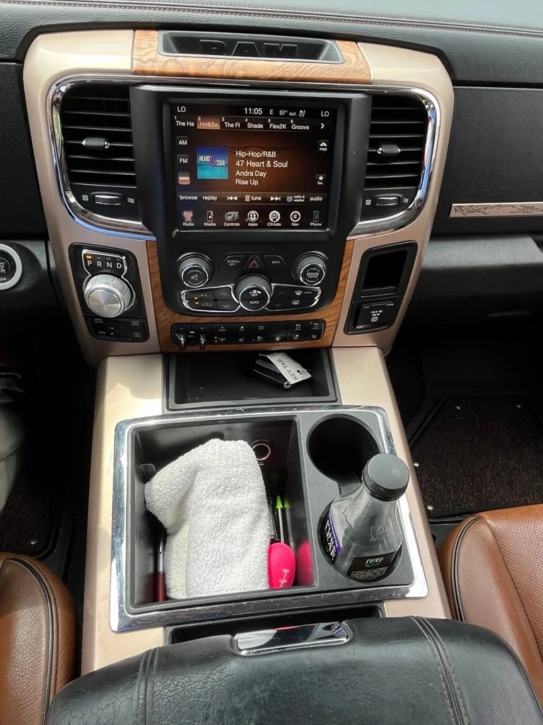 Used 2014 Red Ram Laramie Longhorn image 9