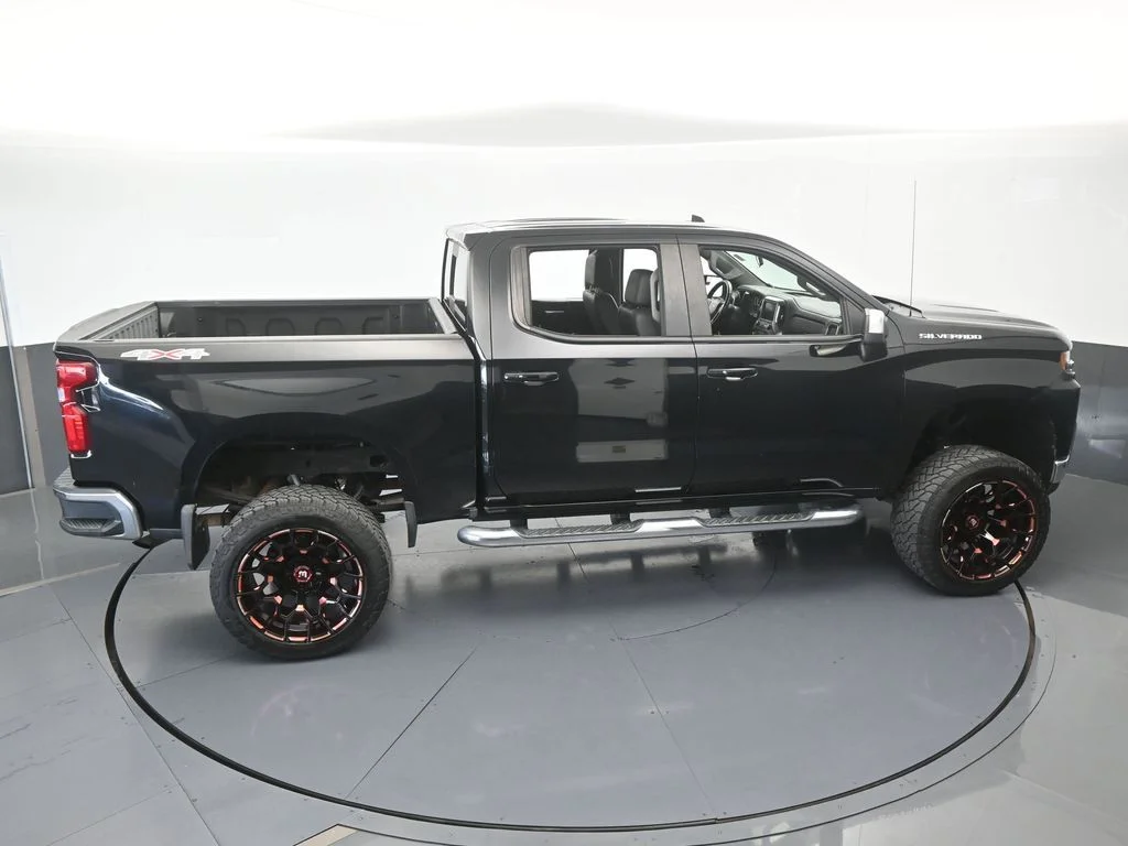 Used 2019 Black Chevrolet LT image 49