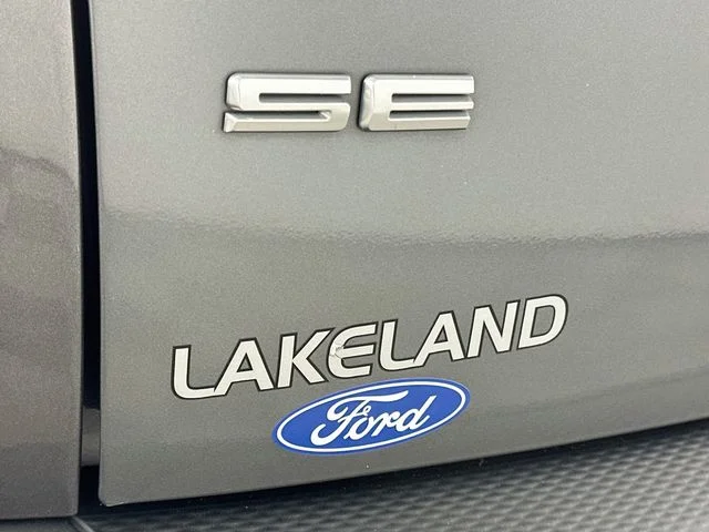 Pre-Owned 2022 Ford Escape SE