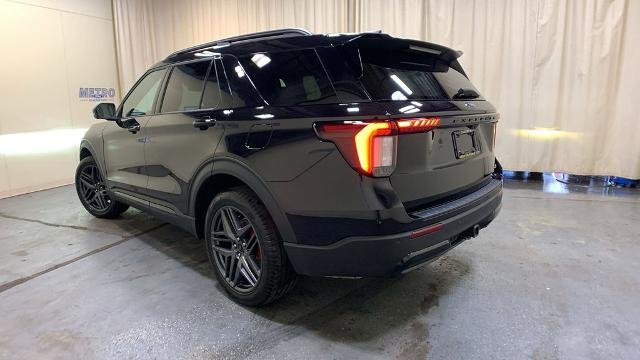 Certified Used 2025 Black Metallic Ford ST-Line image 57