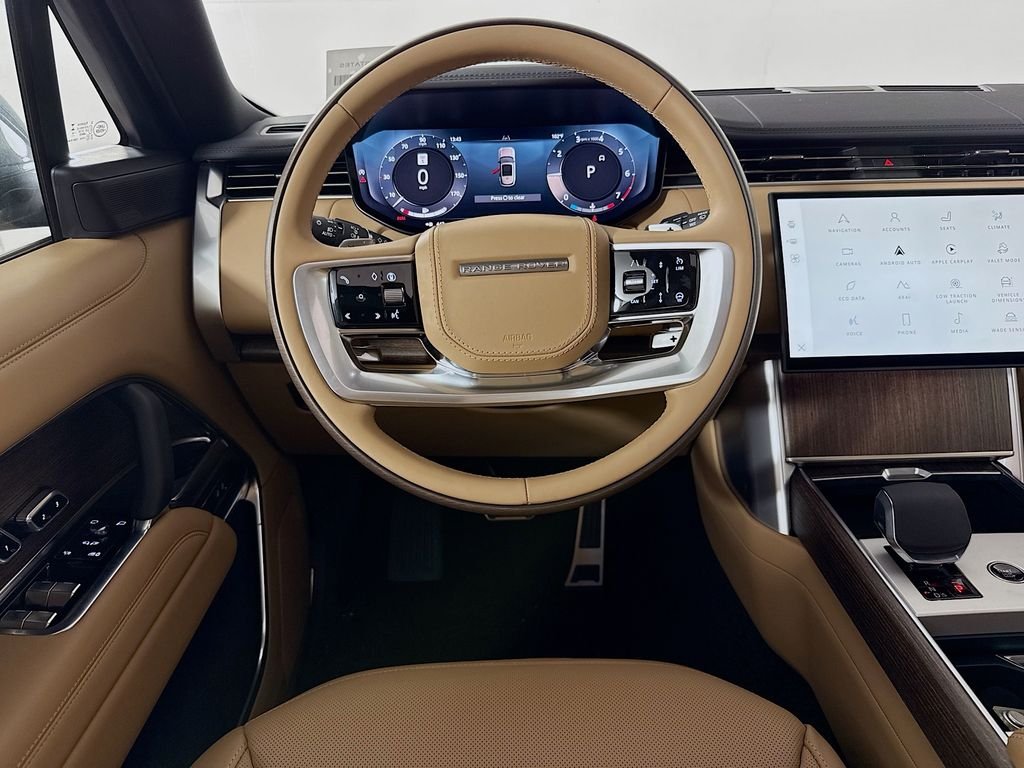 New 2026 Eiger Grey Land Rover SE image 25
