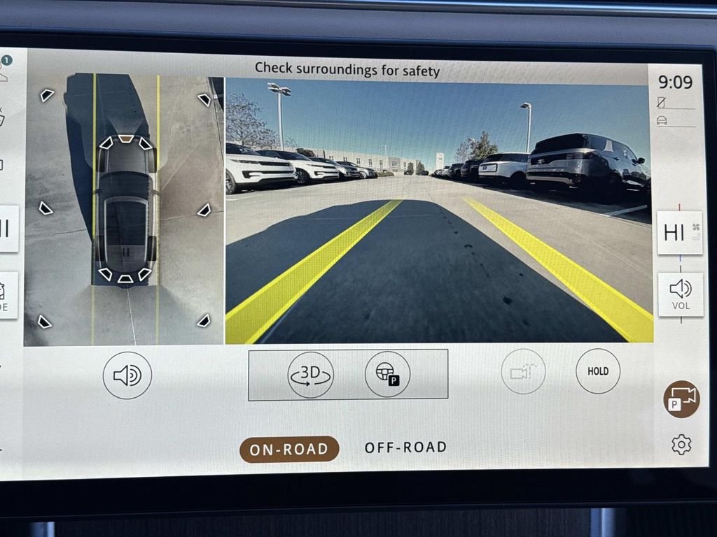 New 2026 Ostuni Pearl White Land Rover SE image 15