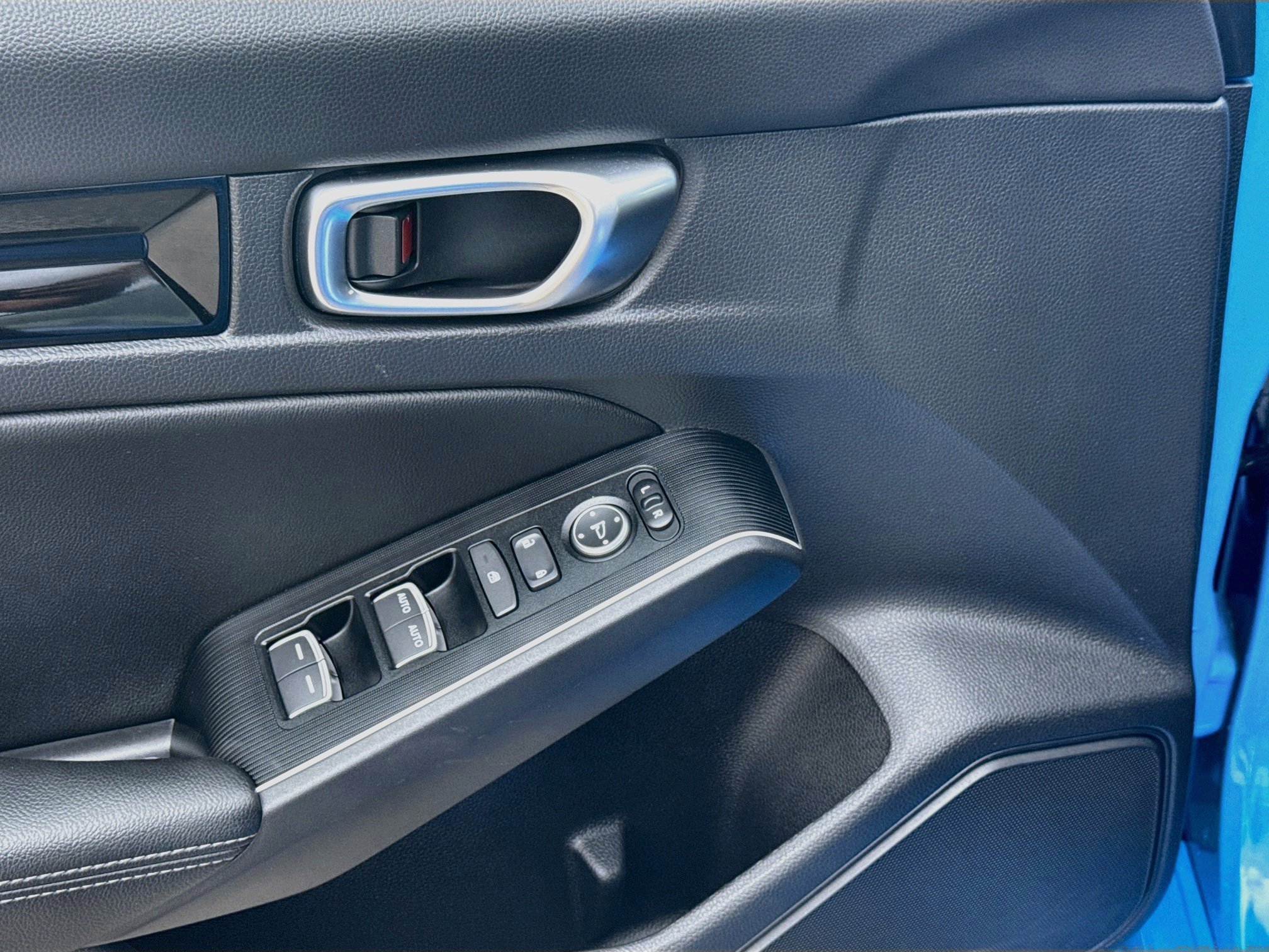 Used 2025 Blue Honda Sport Touring image 17