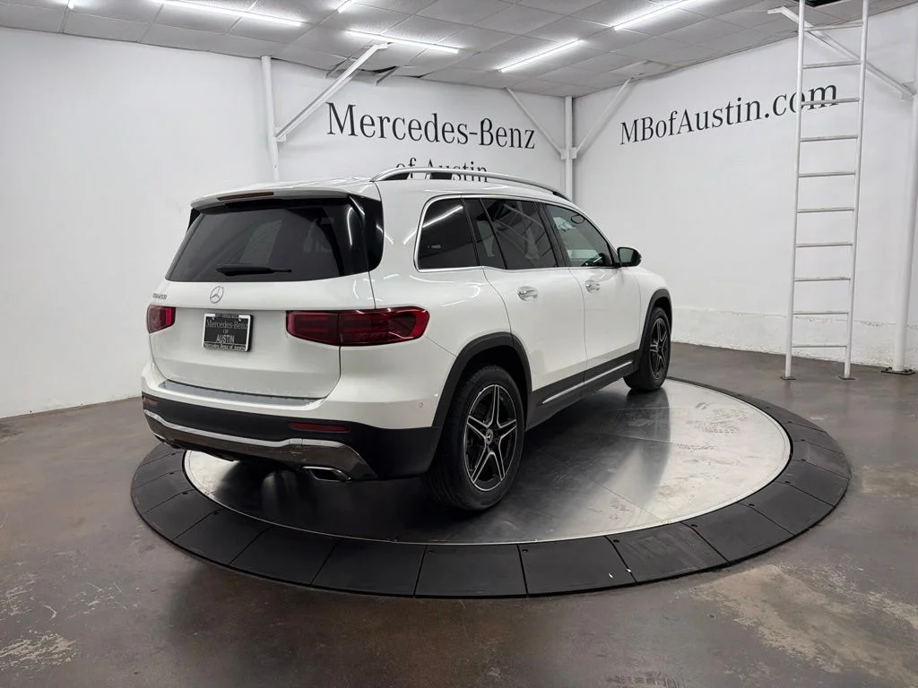 New 2026 White Mercedes-Benz GLB 250 image 7