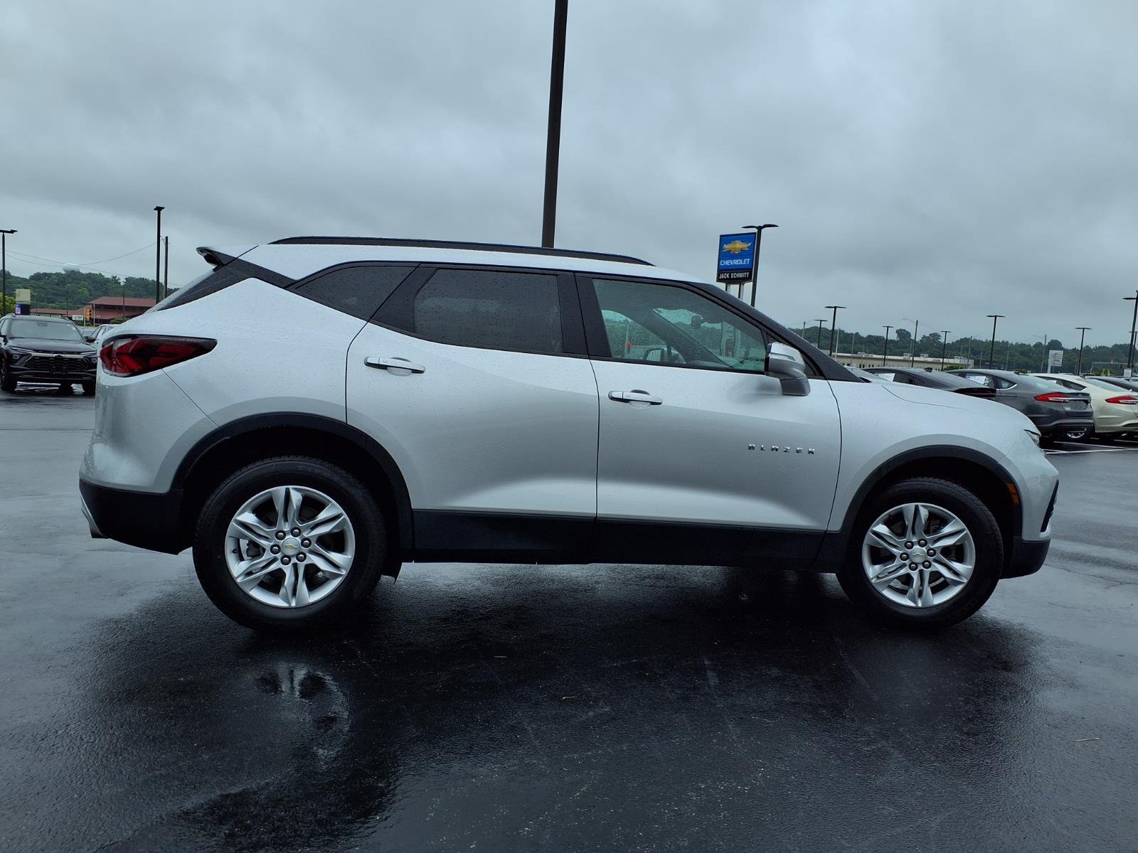 Used 2021 SILVER ICE METALLIC Chevrolet LT image 32