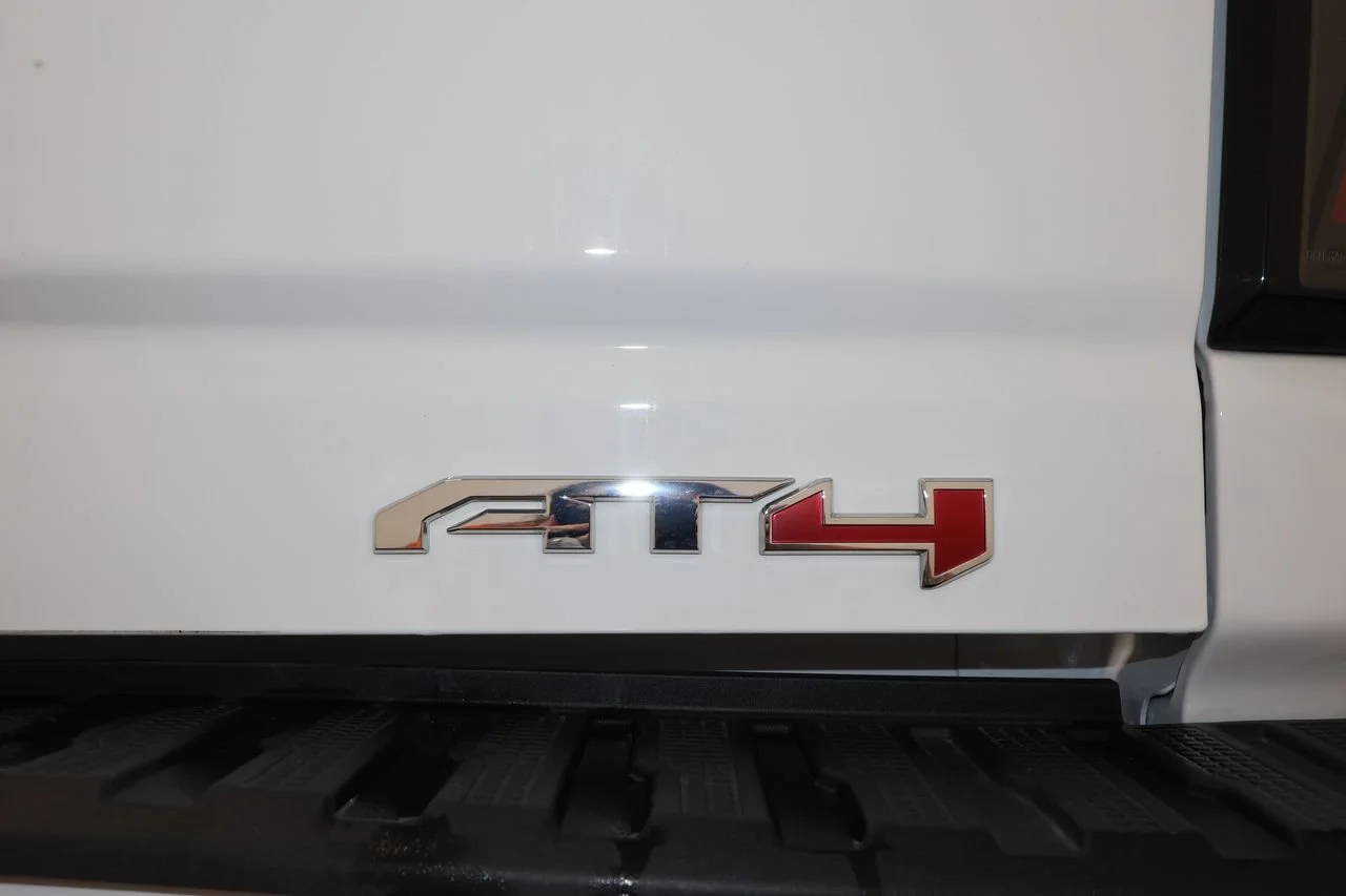 2025 GMC Sierra 2500HD AT4 - Photo 37
