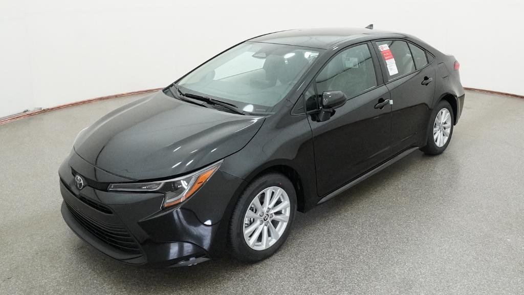New 2026 Midnight Black Metallic Toyota LE image 31