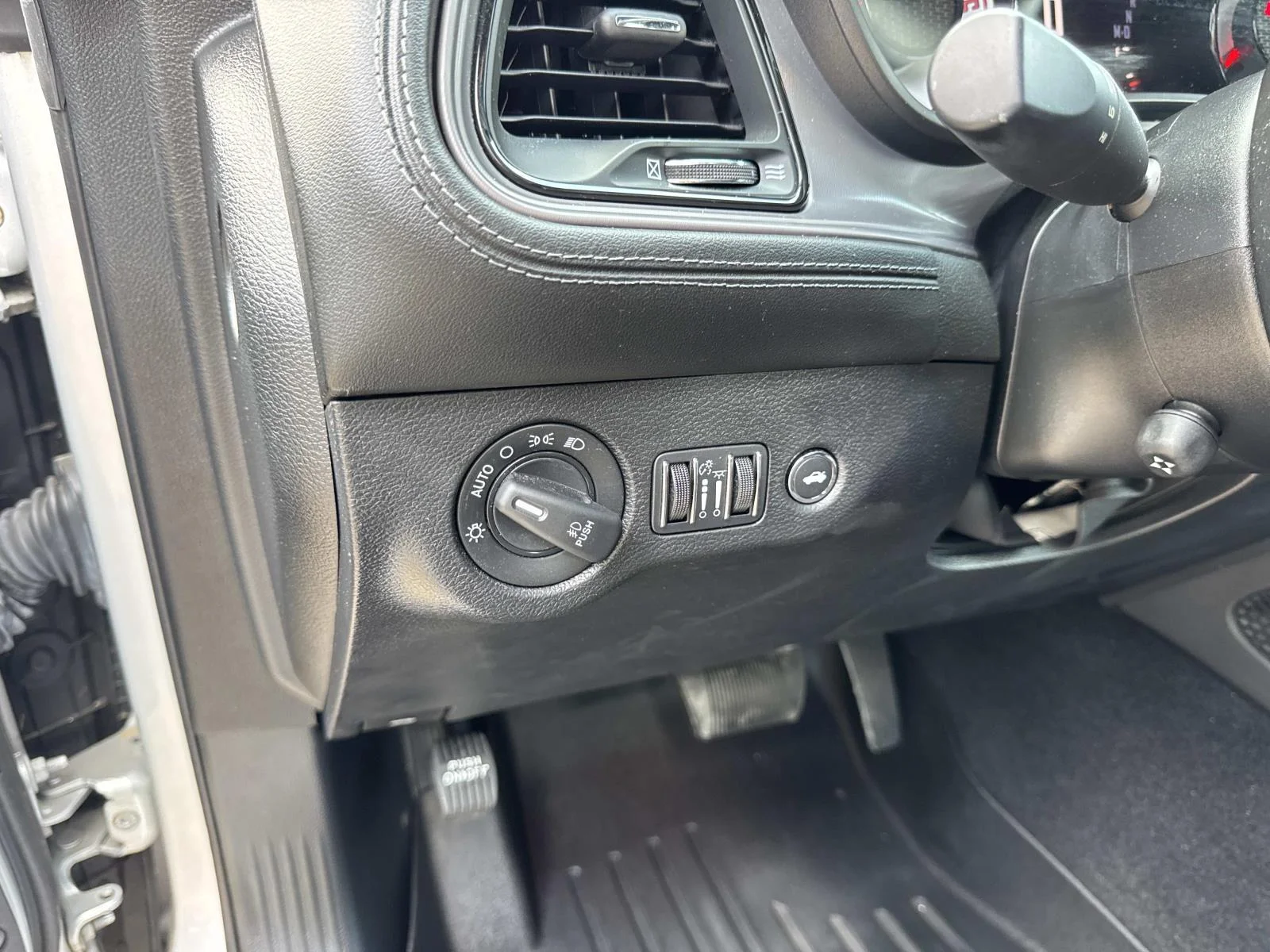 Used 2023 TRIPLE NICKEL CLEARCOAT Dodge R/T image 20
