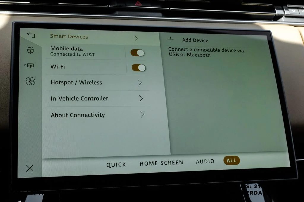 Certified Used 2024 SV Bespoke Match to Sample in Gloss Finish Land Rover Autobiography image 31