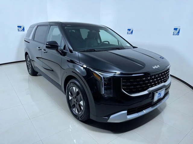 2027 Kia Carnival LXS
