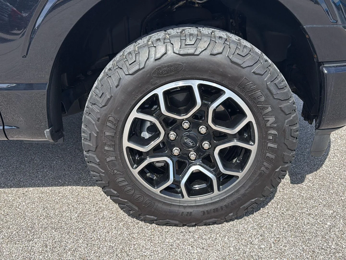 Used 2023 Agate Black Ford XL image 11