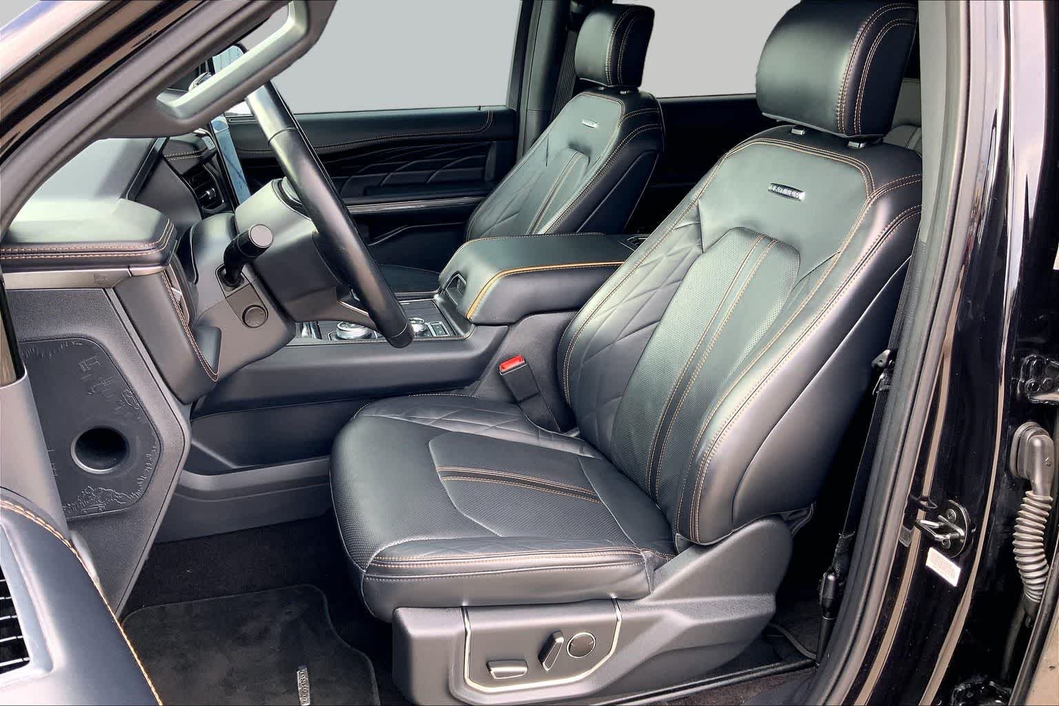 Used 2023 Agate Black Ford Platinum image 8