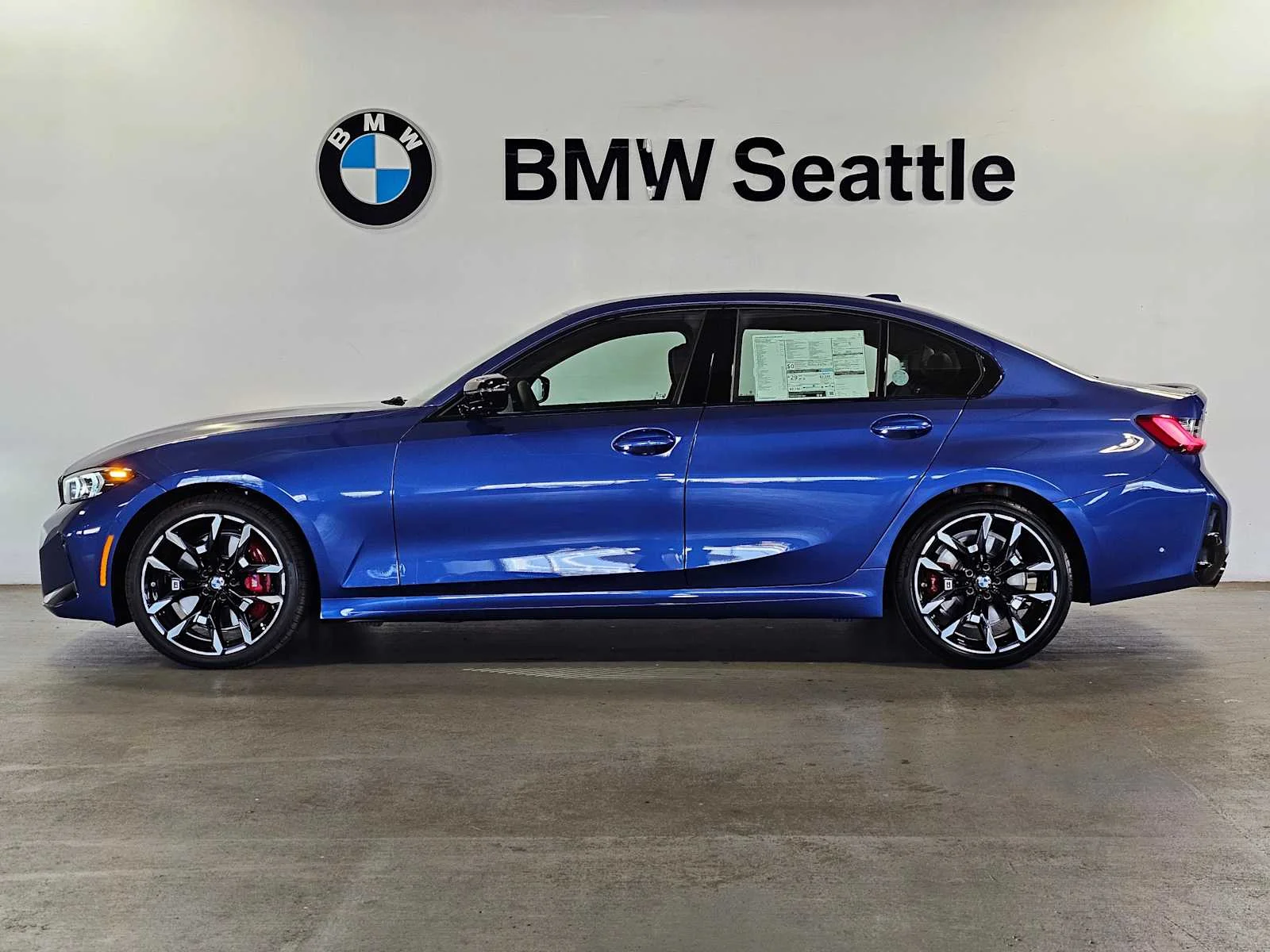 New 2026 Portimao Blue Metallic BMW 330i NA xDrive image 3
