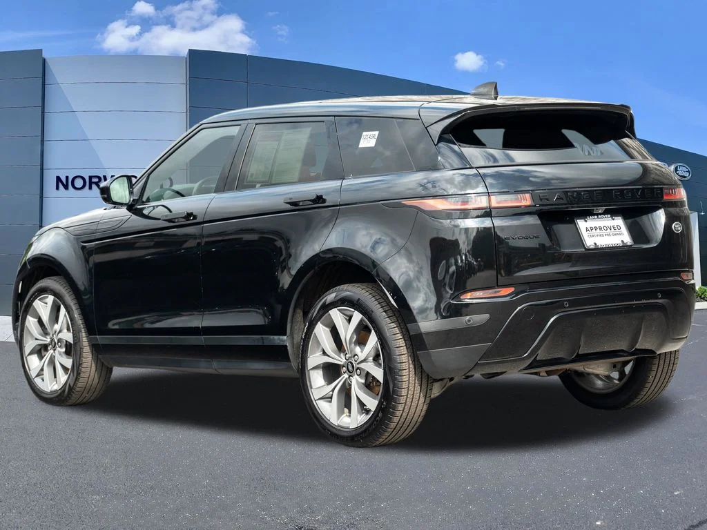 Used 2023 Black Land Rover S image 6