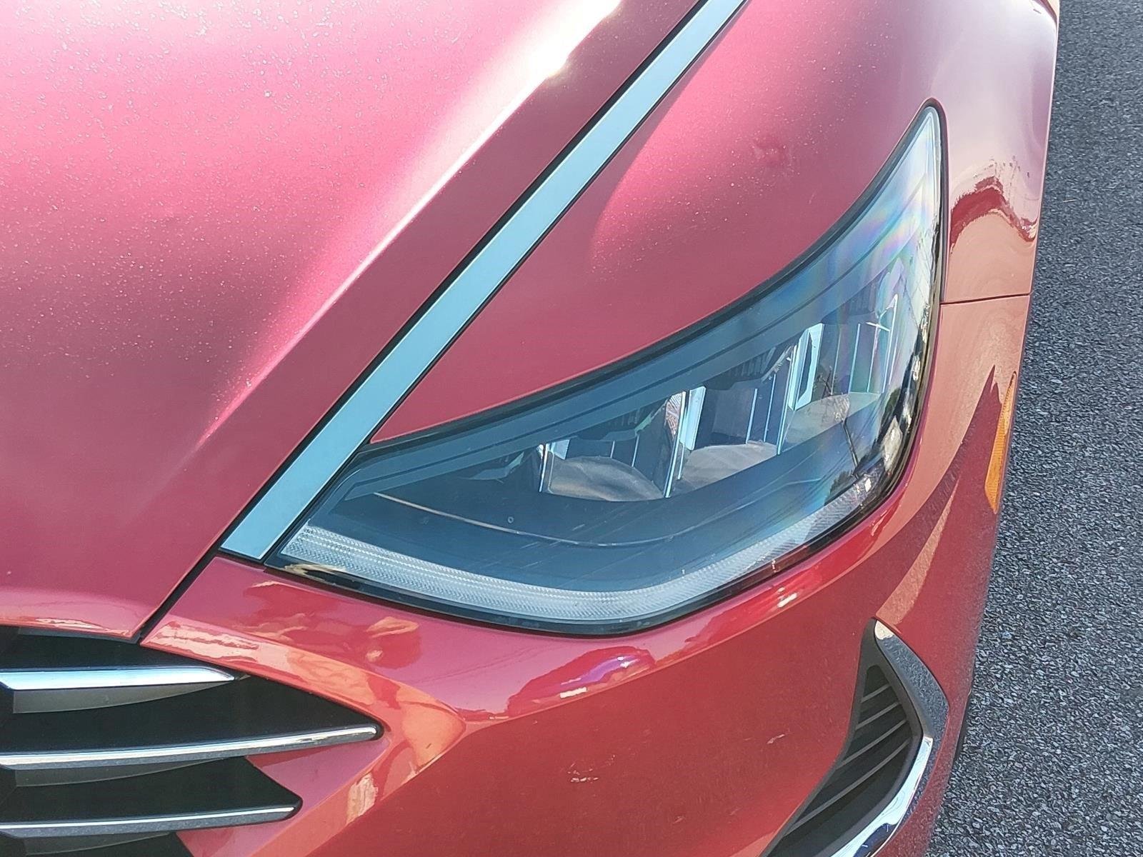 Used 2022 Calypso Red Hyundai SE image 10