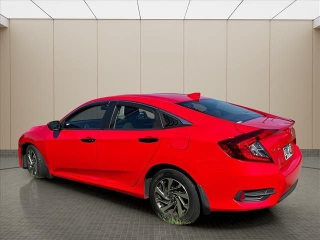 Used 2018 Red Honda EX image 19
