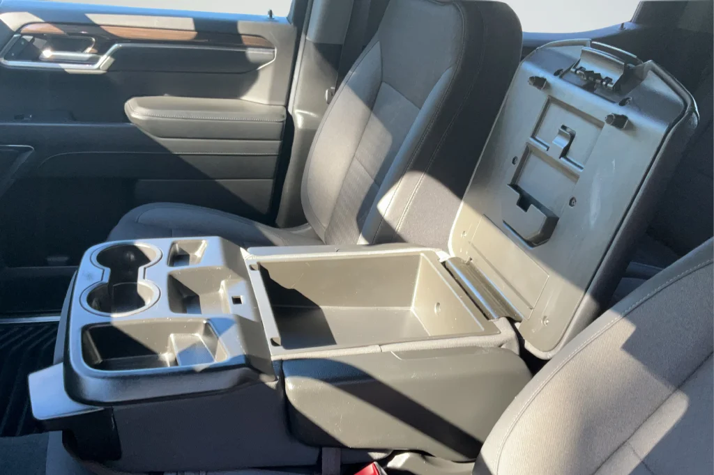 Used 2025 Gray Chevrolet LT image 26