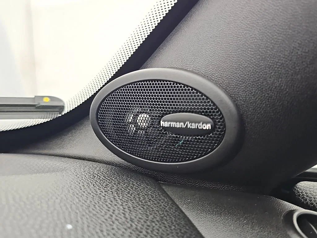 Used 2014 Silver MINI Base image 27