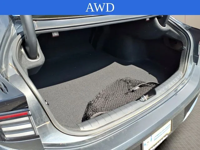 Used 2025 Gray Hyundai SEL image 11