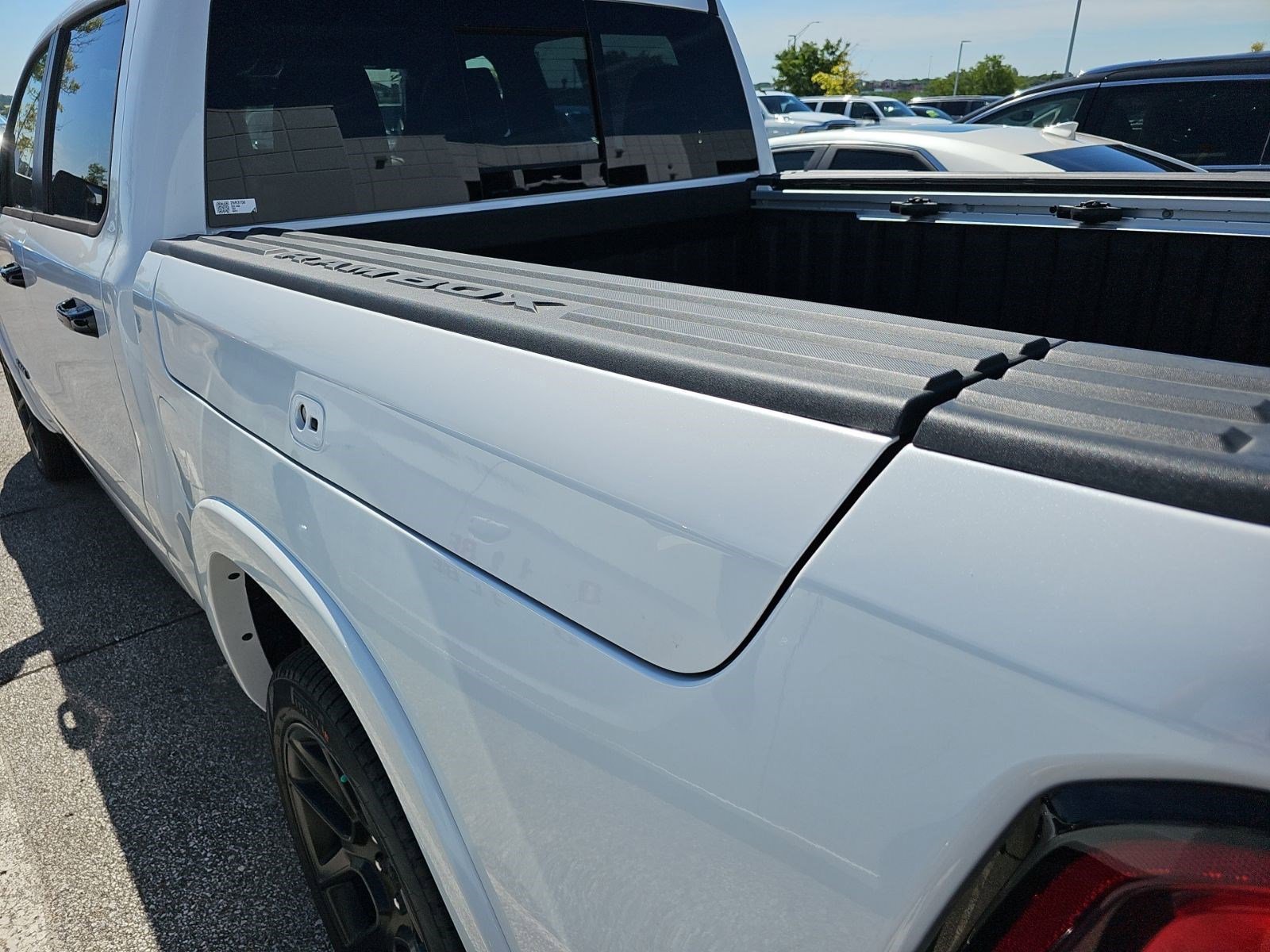2026 RAM 1500 Laramie - Photo 14