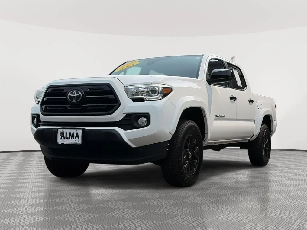 Certified Used 2019 Super White Toyota SR5 image 29