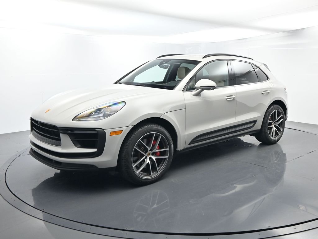 2022 Porsche Macan S