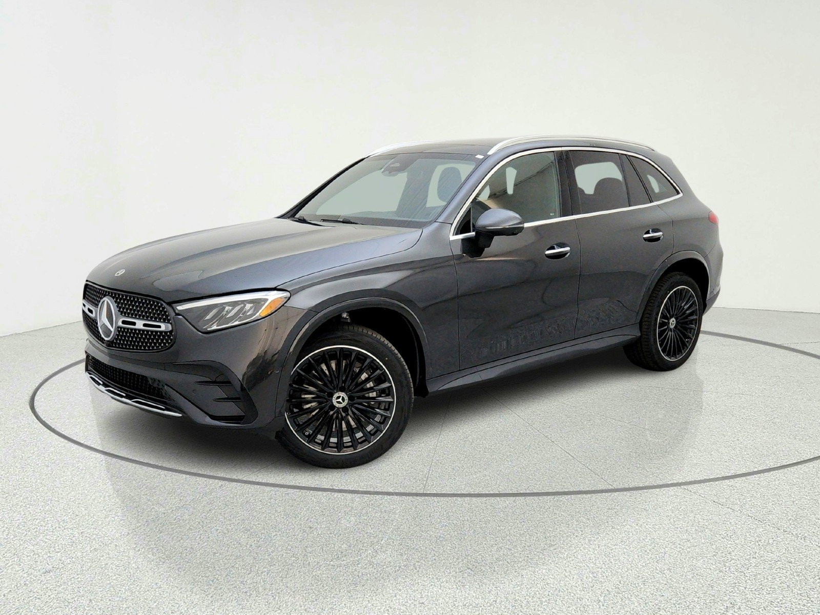 2026 Mercedes-Benz GLC GLC 300's photo
