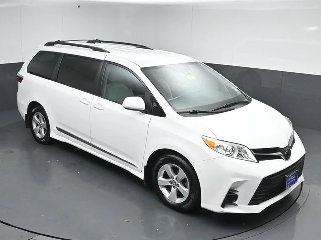 Certified Used 2018 Super White Toyota LE image 41
